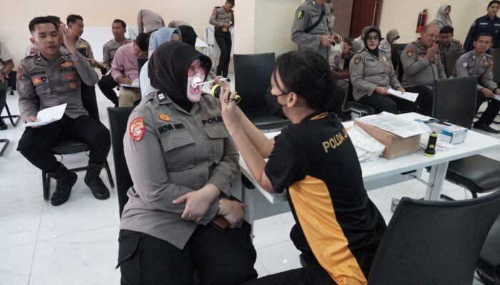 Cek Kesehatan Berkala, Melalui Pemeriksaan Kesehatan Gigi Anggota Polresta Sidoarjo