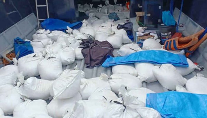 Penyelundupan 30 Ton Pasir Timah ke Malaysia Digagalkan Bakamla di Perairan Lingga
