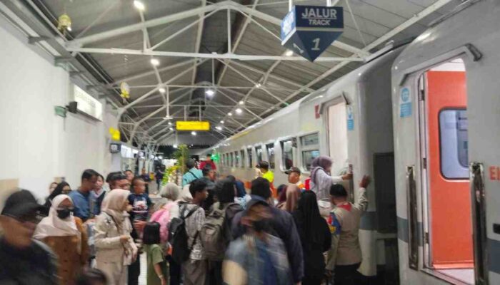 KAI Daop 8 Surabaya Angkut Lebih dari 788 Ribu Penumpang Pada Musim Arus Balik Lebaran 2025