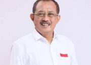 Balada Cak Armuji dan Diogenes dari Sinope