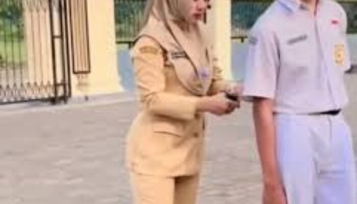 Guru Potong Seragam Siswa, Dinas Pendidikan Sragen Panggil Kepala Sekolah untuk Klarifikasi