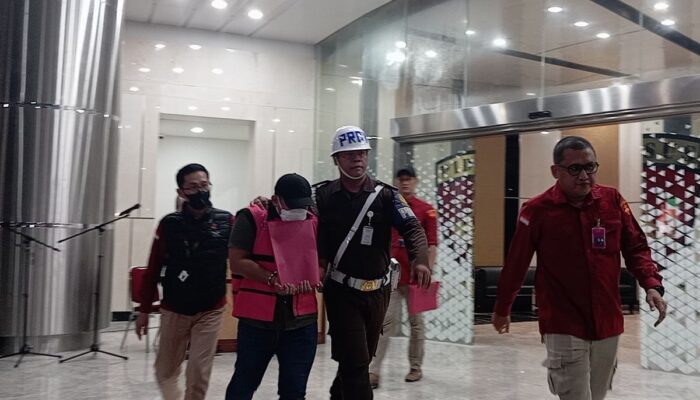 Bos Buzzer Dikerahkan untuk Serang Pengungkapan Kasus Korupsi oleh Kejagung