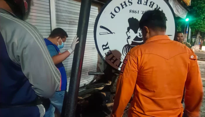 Pemotor Tewas dalam Kecelakaan Tunggal di Jalan Gresik PPI Surabaya