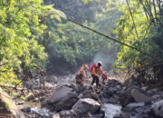 Fahrul Ditemukan Tim SAR Gabungan di Jurang Gunung Saeng Berkat Bantuan Drone