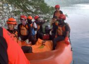 Tim SAR Gabungan Temukan Salah Satu Korban Tenggelam di Sungai Sendangbedok Tulungagung