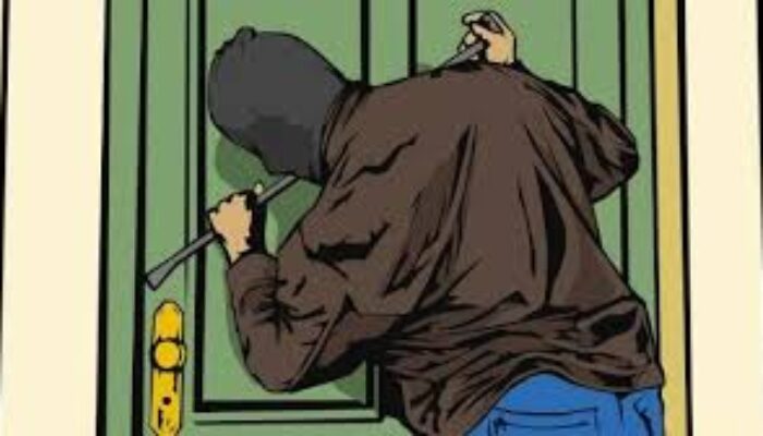 Empat Kali Beraksi, Dua Pembobol Minimarket Lintas Kota Diringkus Polrestabes Surabaya