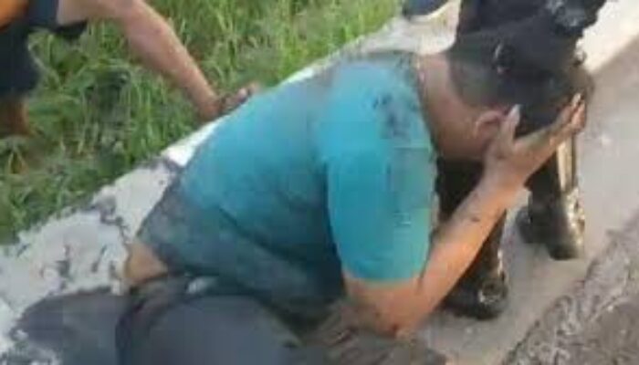 Maling Dihajar Warga dan Terjerembab di Parit Depan RSAL Surabaya, Gagal Curi Motor Emak-Emak