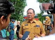 DLH Surabaya Tegaskan Truk Sampah Penabrak Pemotor Bukan Milik Pemkot