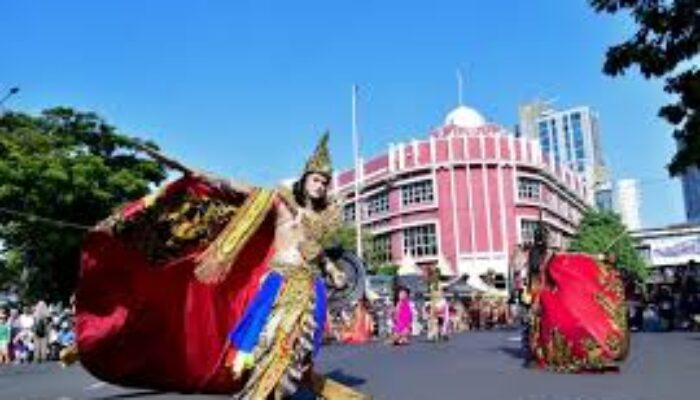 Parade Surabaya Vaganza 2025 Gunakan Rute Baru, Berikut Detailnya