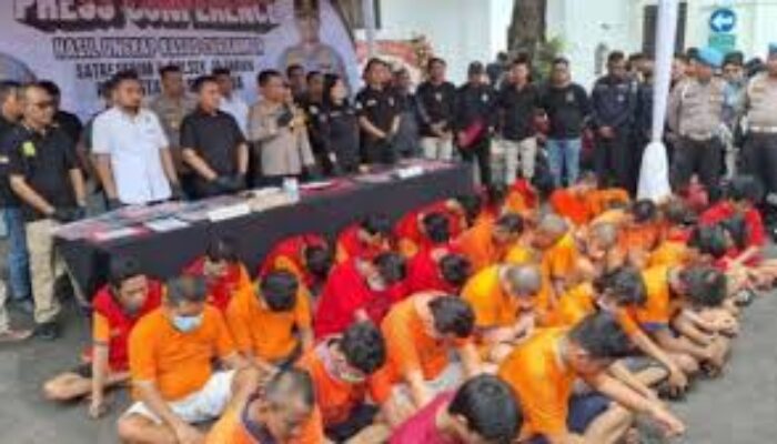 Ledakan Kasus Curanmor di Surabaya, Wali Kota Eri Perintahkan Kampung Pasang Portal dan CCTV