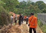 Dua Titik Longsor di Sampang Akibat Hujan Deras, Warga Diimbau Waspada