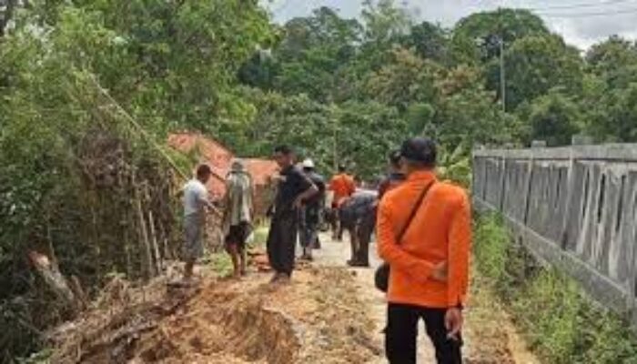 Dua Titik Longsor di Sampang Akibat Hujan Deras, Warga Diimbau Waspada