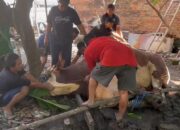 Anak Bakul Krupuk Ini Berkolaborasi Dengan Pemuda Muhammadiyah Cabang Sukodono Untuk Berbagi Keceriaan bersama Panti Asuhan Se-Sukodono