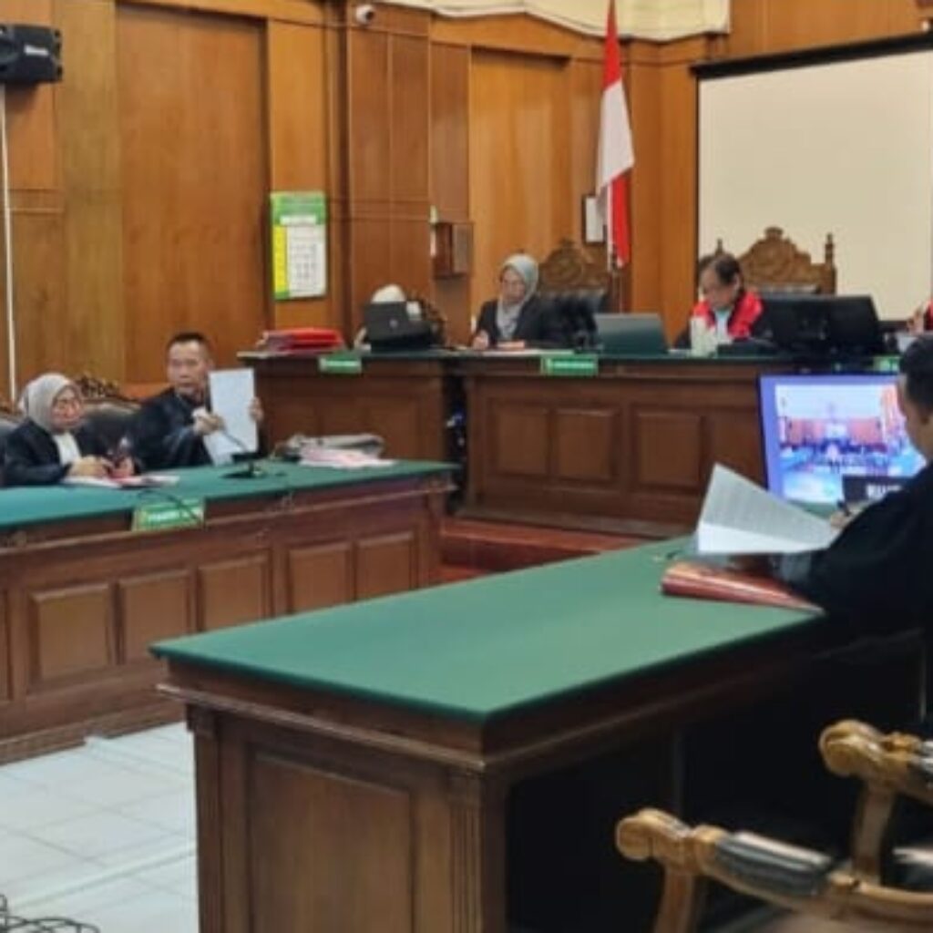 Tipu PT Sun Life Financial Hingga Merugi Rp26 M, Darwin Dituntut 4 Tahun Bui