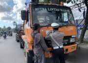 Langgar Jam Larangan, 19 Truk Ditilang Saat Melintas di Kalianak dan Karang Tembok Surabaya