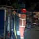 Lewat Jalan Bergelombang, Truk Colt Diesel Terguling di Kedurus Surabaya