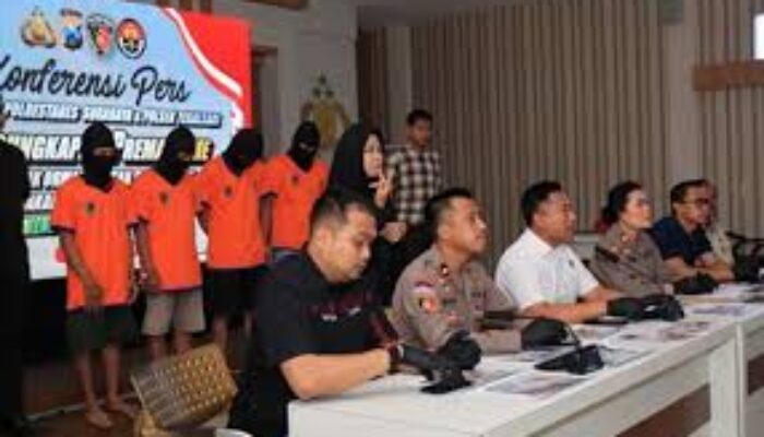 Polrestabes Surabaya Tangkap Lima Preman Kuasai Lahan Warga, Modus Gunakan Atribut Ormas