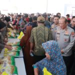 Launching Gerakan Pangan Murah, Polda Jatim Gelontorkan 60 Ton Beras Murah di Parkir Timur GOR Delta Sidoarjo