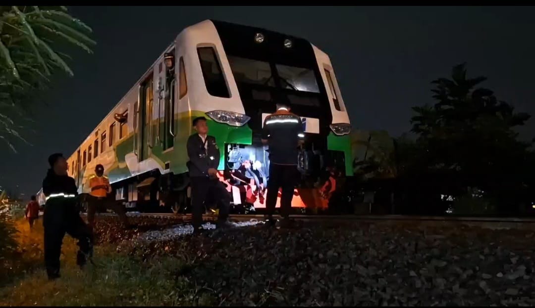 Commuter Line Jenggala yang diduga alami gagal pengereman