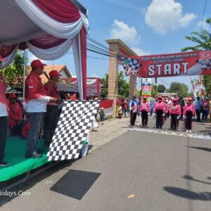 Taman Berdenyut Merah Putih! Ratusan Siswa Ramaikan Gerak Jalan HUT RI Ke-80