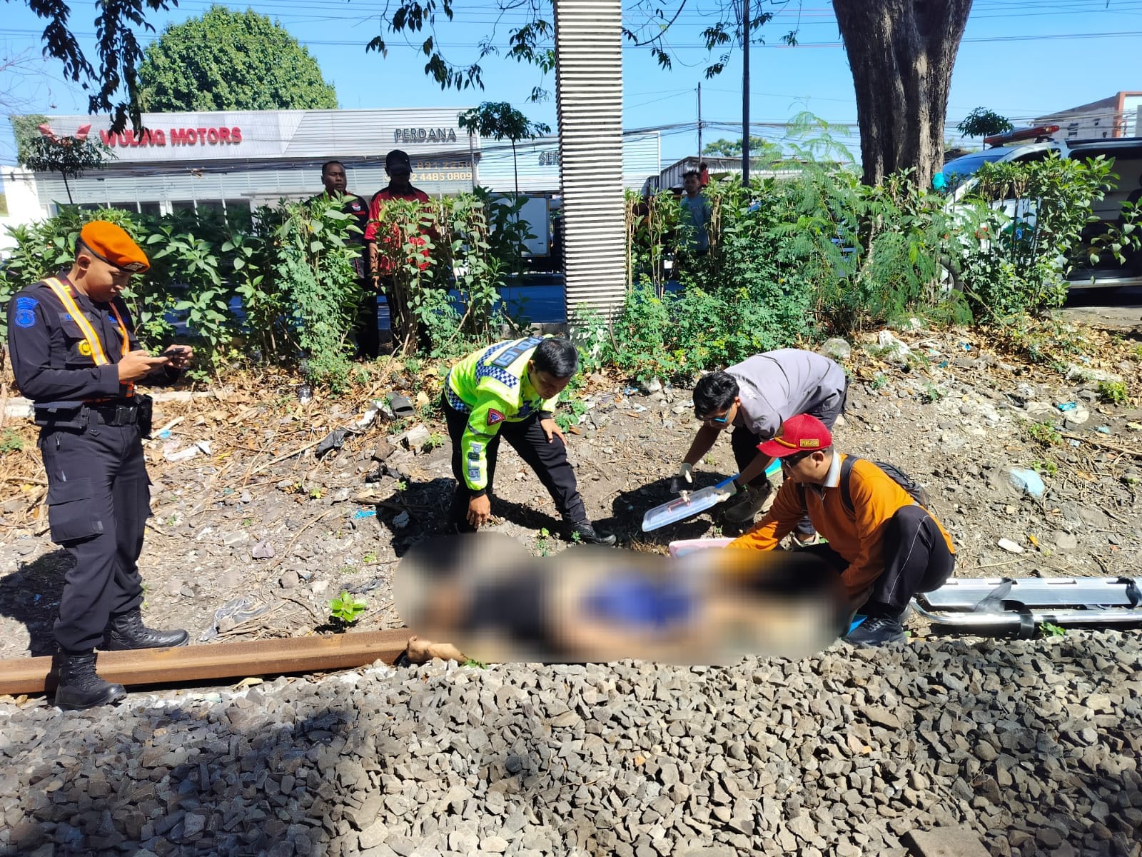 Kondisi korban usai terserempet KA Jayabaya.