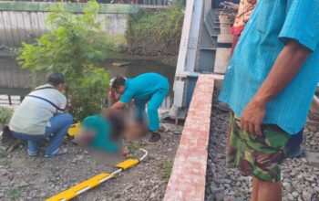 Korban laka Kereta Api ketiga dalam sepekan saat dievakuasi diperlintasan KA Magersari Sidoarjo