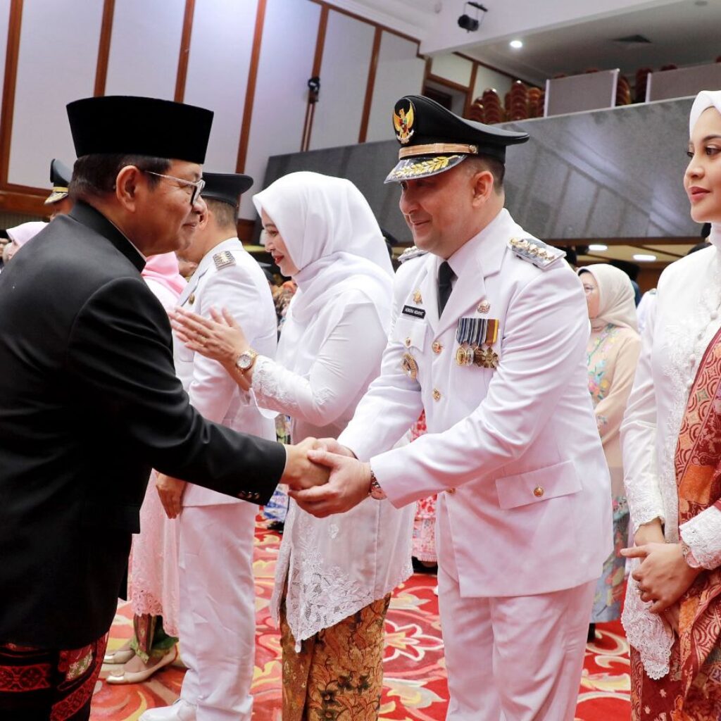 Pimpinan DPRD-Sekda DKI Jakarta Kongkalikong Diduga Loloskan Puluhan Kader PDIP Jadi Pejabat Eselon II