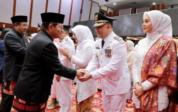 Gubernur DKI Jakarta Pramono Anung melantik 59 pejabat eselon II di lingkungan Pemprov DKI Jakarta.