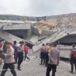 Kondisi bangunan ponpes al khoziny yang terlihat ambruk.