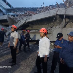 Duka Ponpes Al Khoziny Buduran, Wagub Emil Dardak Kawal Langsung Proses Evakuasi
