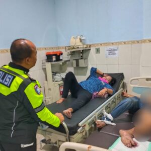 Putar Balik Sembarangan, Tiga Luka-Luka dalam Tabrakan Motor di Ponokawan Krian