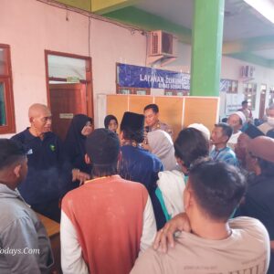 Keluarga Korban Sempat Emosi di Posko Gabungan Evakuasi Ponpes Al Khoziny