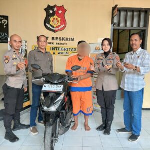 Warga Sedati Gagalkan Aksi Pencurian Motor di Jaya Regency, Satu Pelaku Ditangkap, Satu Kabur