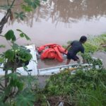 Kecelakaan Maut di Mliriprowo: Motor dan Pikap Terjun ke Sungai, Satu Tewas di Tempat