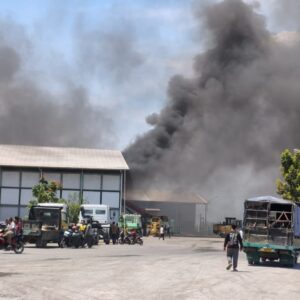 Detik-Detik Ledakan Dahsyat di Porong, Gudang Perbaikan Truk Hangus Terbakar