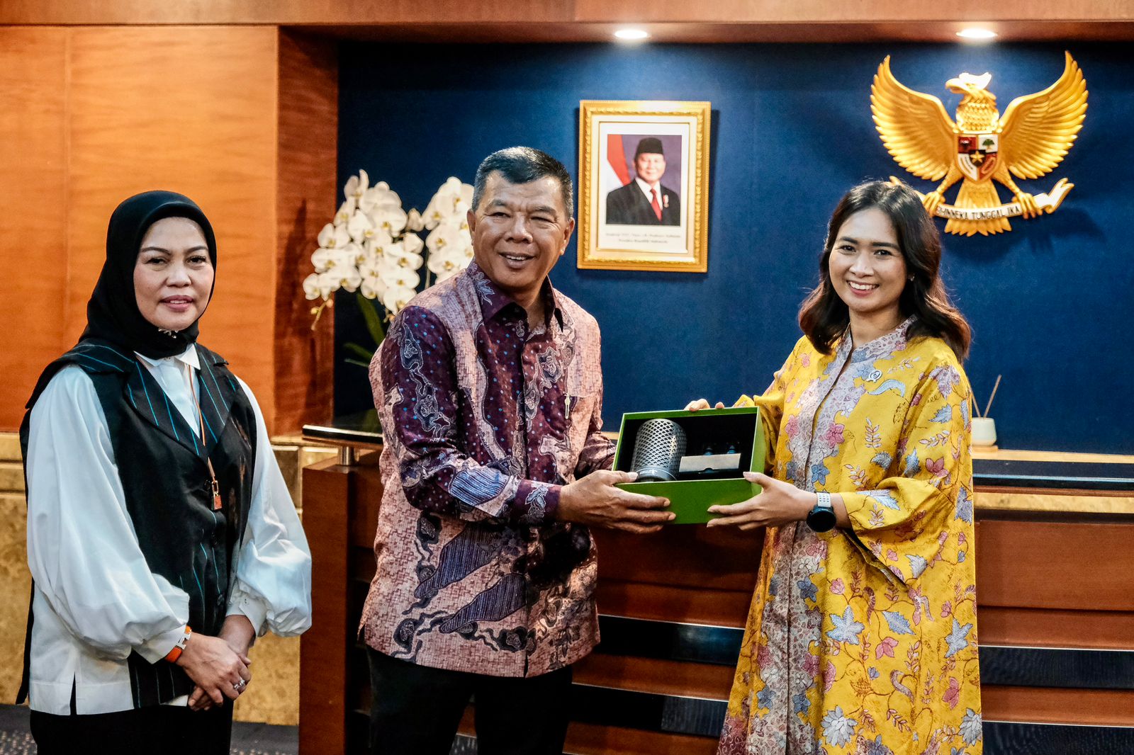Bupati Bulukumba pamerkan perkembangan wisata di daerahnya pada perwakilan Kemenparekraf.