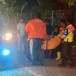 Diduga Alami Gangguan Jiwa , Wanita Paruh Baya Tewas Tersambar KA Mutiara Selatan di Krian