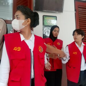 Simpan Ekstasi, Tiga Wanita Divonis 6 Tahun 6 Bulan Penjara Di PN Surabaya