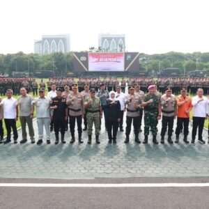 Polda Jatim dan Forkopimda Gelar Apel Siaga Bencana Serentak Hadapi Cuaca Ekstrem