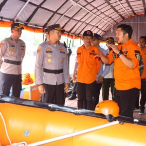 Polres Gresik Pastikan Kesiapan Personel dan Sarpras dalam Apel Tanggap Darurat Bencana 2025