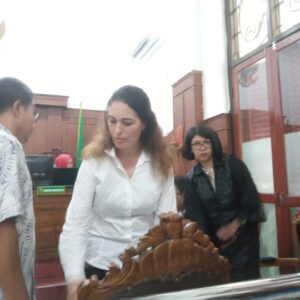 WN Belanda Kitty Van Reimsdijk Akui Beli Kokain, DMT, dan Ketamin Karena Rasa Sakit