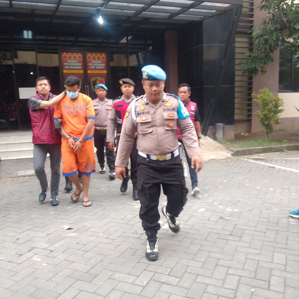 Polresta Sidoarjo Ungkap Kasus Pembunuhan Wanita di Hotel Juanda dalam Konferensi Pers Resmi