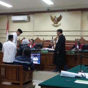 Perkara Lima Juta Berakhir Di Tipikor, Perintah Jaksa Agung Terabaikan Kasus CSR Desa Sidokelar Tetap Bergulir