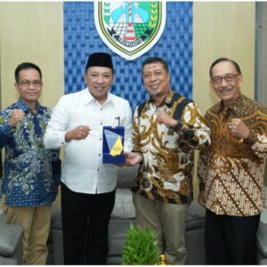 Listrik untuk rakyat, PLN UIP JBTB dan Pemkab Sampang Perkuat Sinergi Dukung Transisi Energi dan Penerapan ESG melalui Rencana Pembangunan SUTT 150 kV di Madur