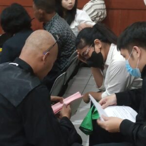 Gelapkan Uang 7 Miliar Gaya Desicha Hansa Dituntut 4 Tahun Penjara