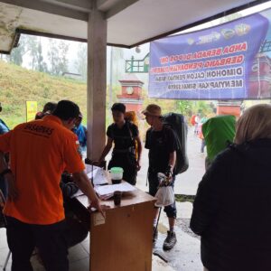 Seluruh Pendaki di Ranu Kumbolo Turun Dengan Selamat”