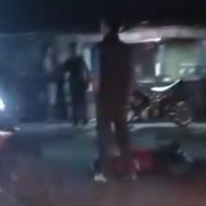 Kurang Jaga Jarak, Dua Motor Terlibat Kecelakaan di Jalan Raya Jabaran Balongbendo