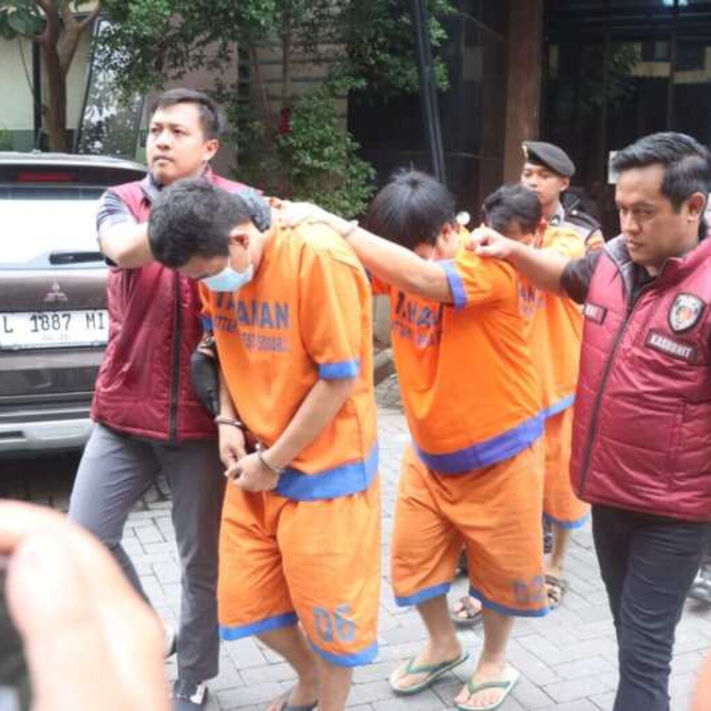 Polresta Sidoarjo Gelar Konferensi Pers Ungkap Kasus Ganjal ATM Rugikan Korban Rp135 Juta