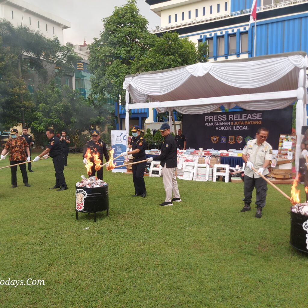 Bea Cukai Sidoarjo Musnahkan 9,3 Juta Batang Rokok Ilegal, Kerugian Negara Capai Rp 9 Miliar