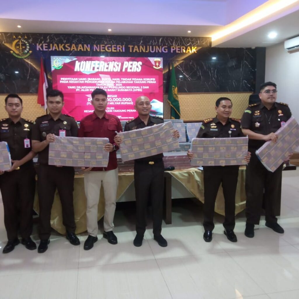 Kejari Tanjung Perak Ungkap Capaian Penindakan Korupsi 2025 di Hari Anti Korupsi Sedunia